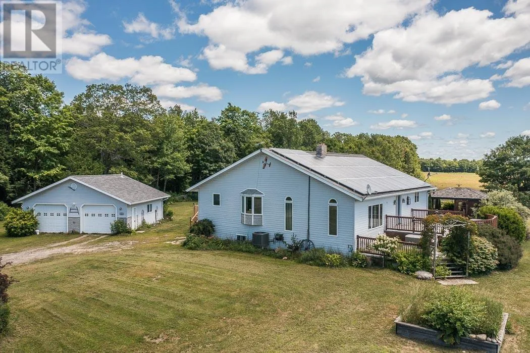 736 Pioneer Rd, Huron Shores, Ontario P0R 1H0