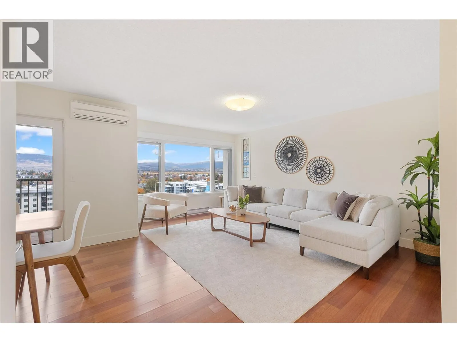 Apartment for rent: 737 Leon Avenue Unit# 1206, Kelowna, British Columbia V1Y 8L6