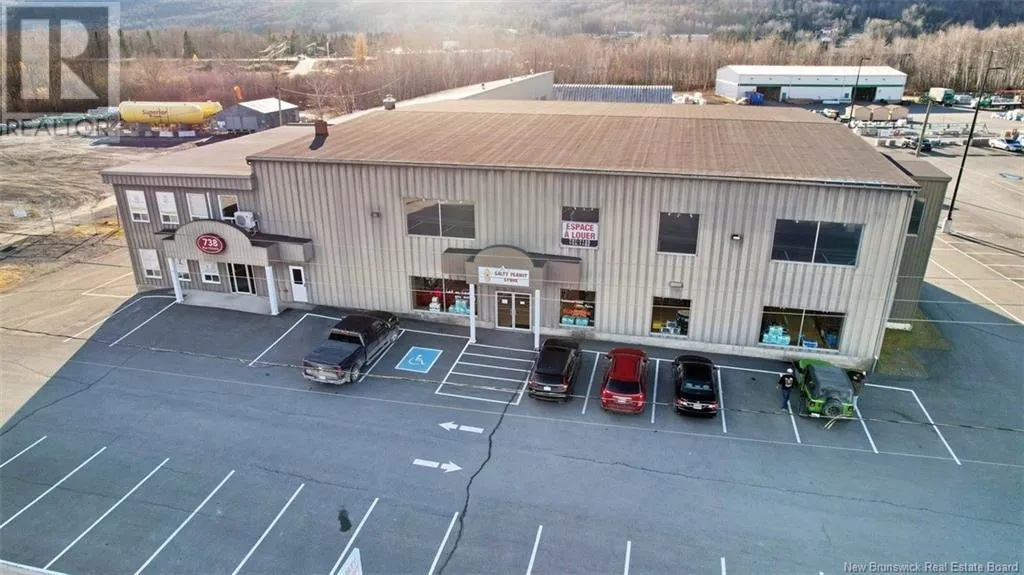 738 Rue Victoria, Edmundston, New Brunswick E3V 3S9