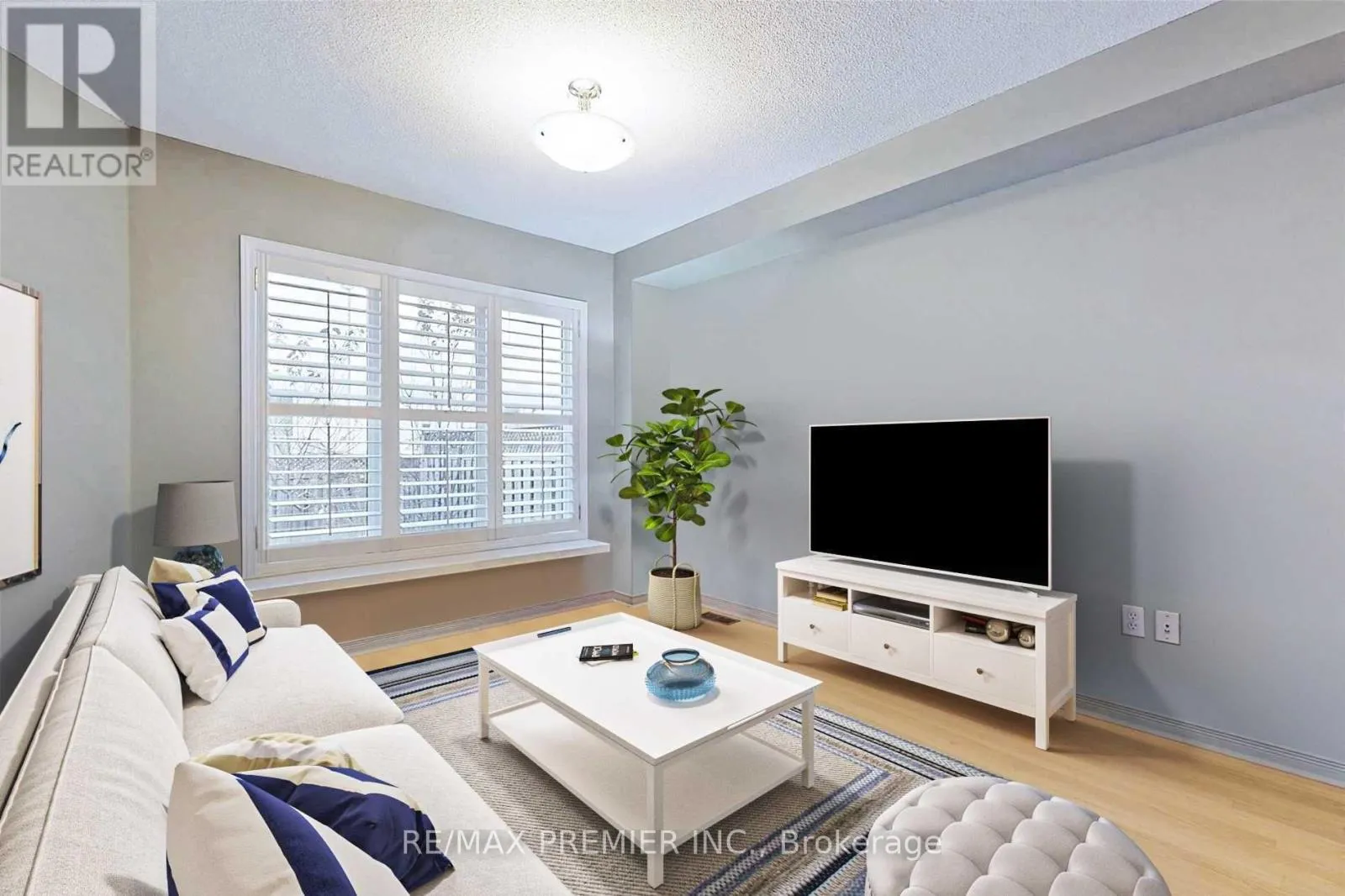 Row / Townhouse for rent: 739 Joe Persechini Drive, Newmarket, Ontario L3X 2S1