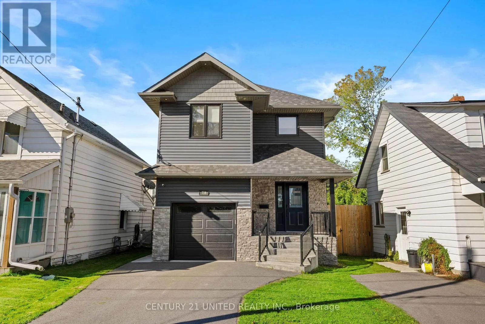 House for rent: 739 Young Street, Peterborough, Ontario K9J 3A5