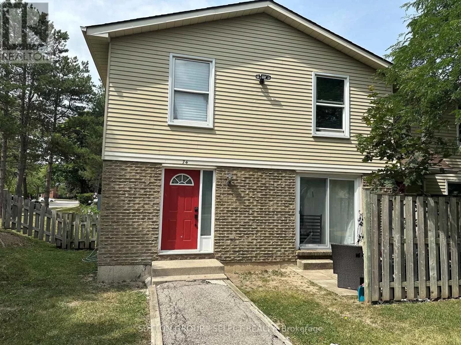 Row / Townhouse for rent: 74 - 70 Fiddlers Green Road, London North, Ontario N6H 4R4