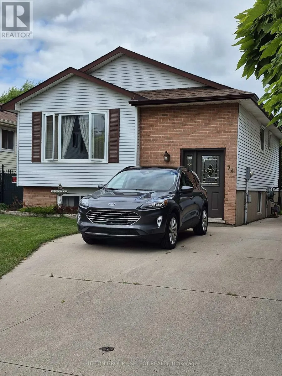 House for rent: 74 Bloomsbury Court, London East, Ontario N5V 3N8