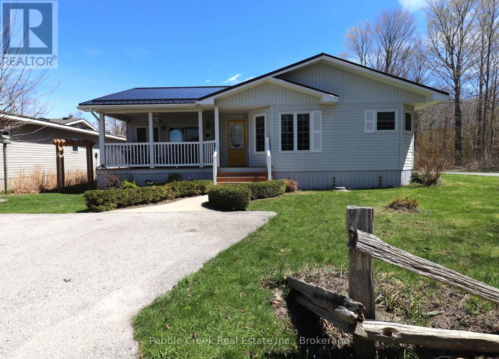 Modular for rent: 74 Iroquois Lane, Ashfield-Colborne-Wawanosh, Ontario N7A 3Y2