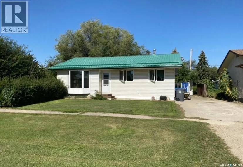 House for rent: 74 Main Street, Fillmore, Saskatchewan S0G 1N0