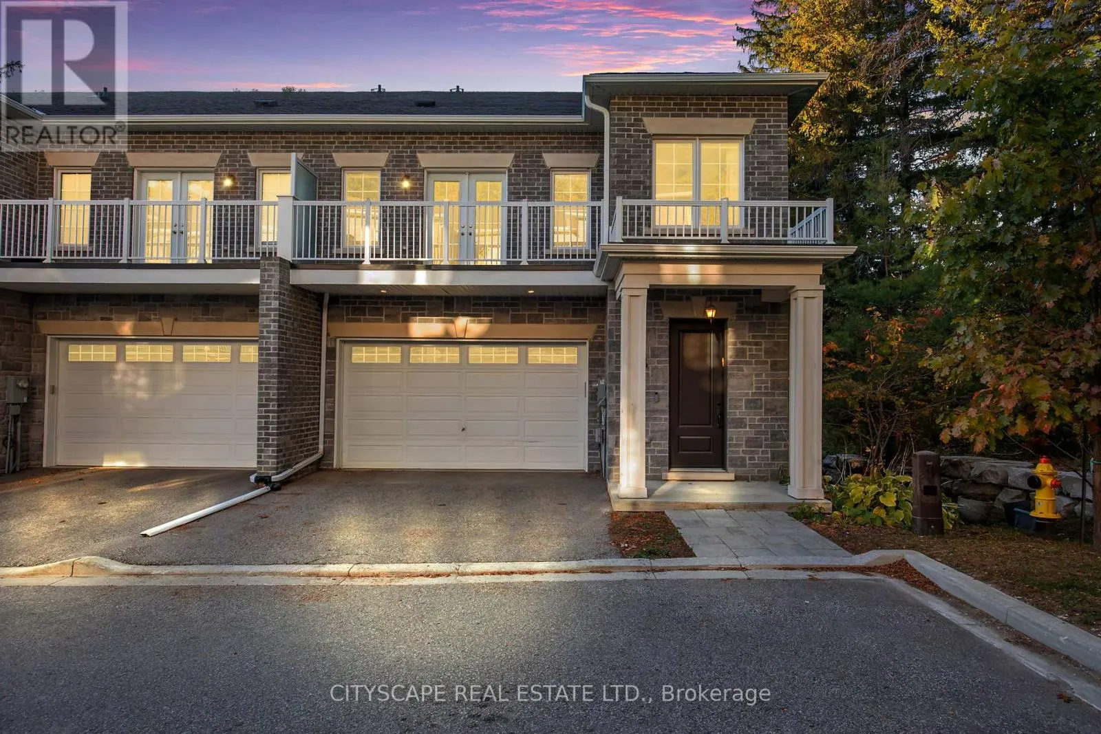 Row / Townhouse for rent: 74 Old Bloomington Road, Aurora, Ontario L4G 0M2