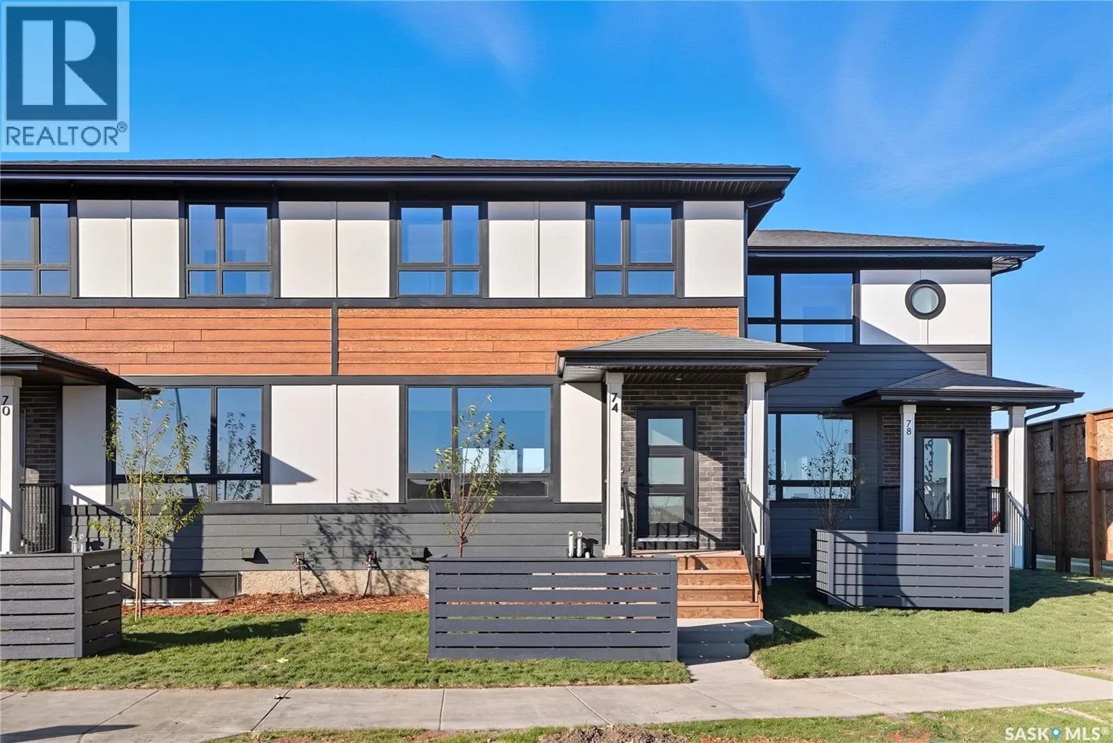 Row / Townhouse for rent: 74 Taskamanwa Terrace, Saskatoon, Saskatchewan S7V 1P6