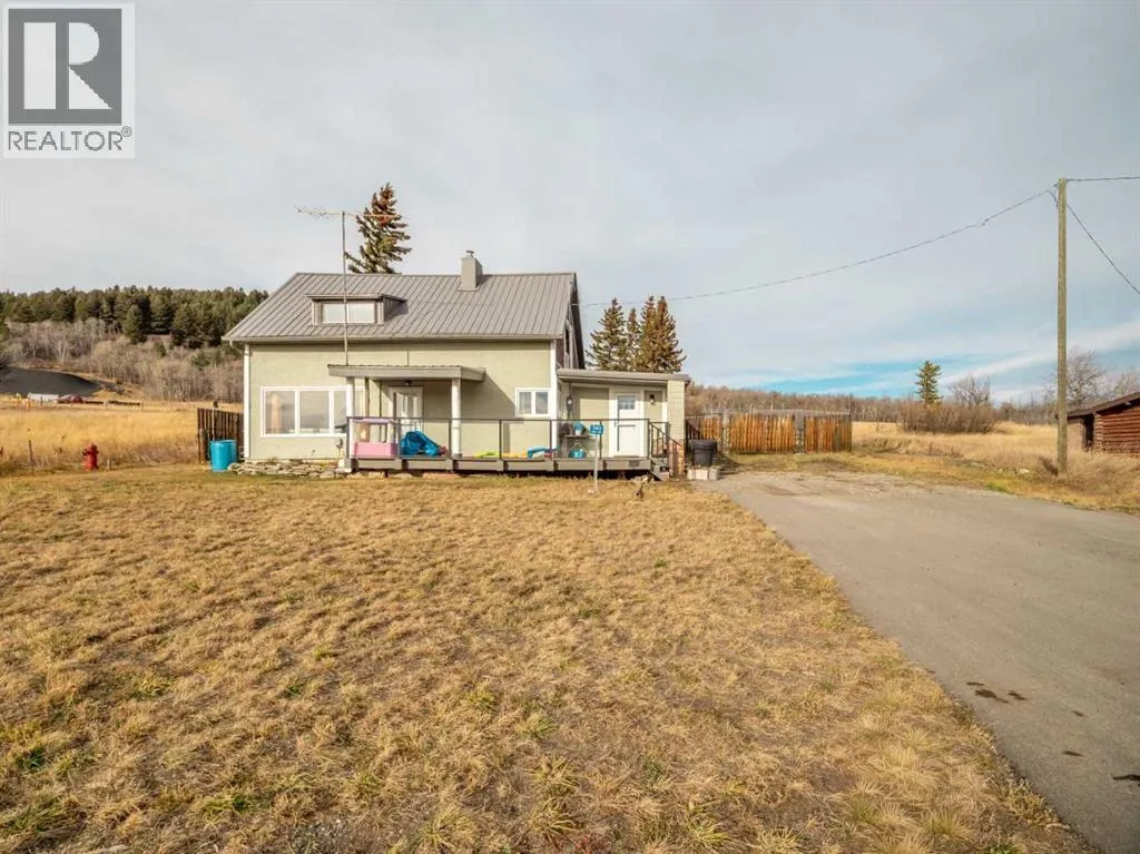 House for rent: 740 First Avenue, Beaver Mines, Alberta T0K 1W0