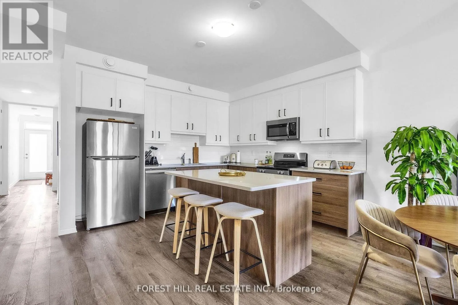 Row / Townhouse for rent: 742 - 742 Trumbley Place S, Innisfil, Ontario L9S 0S1