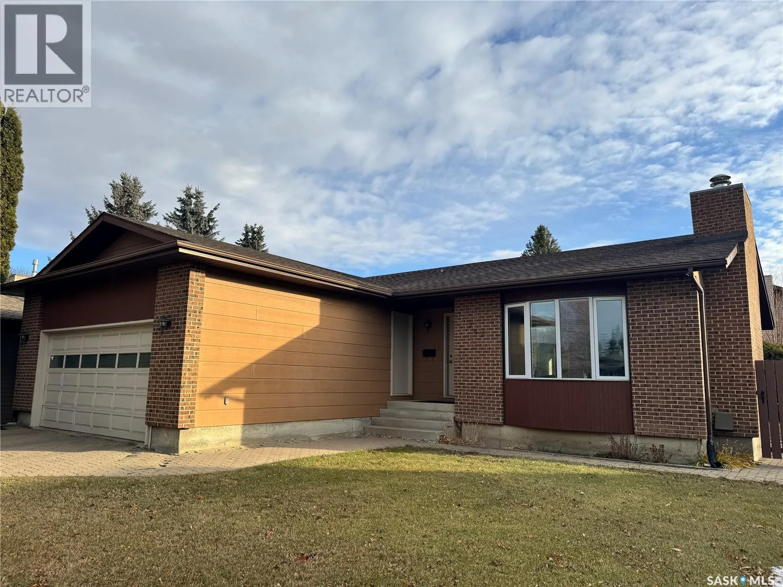 House for rent: 742 Wollaston Court, Saskatoon, Saskatchewan S7J 4E5