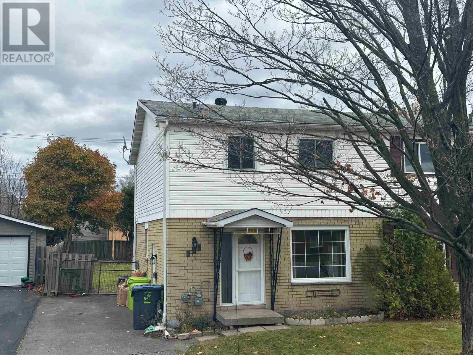 744 Pine St, Sault Ste. Marie, Ontario P6B 3G1