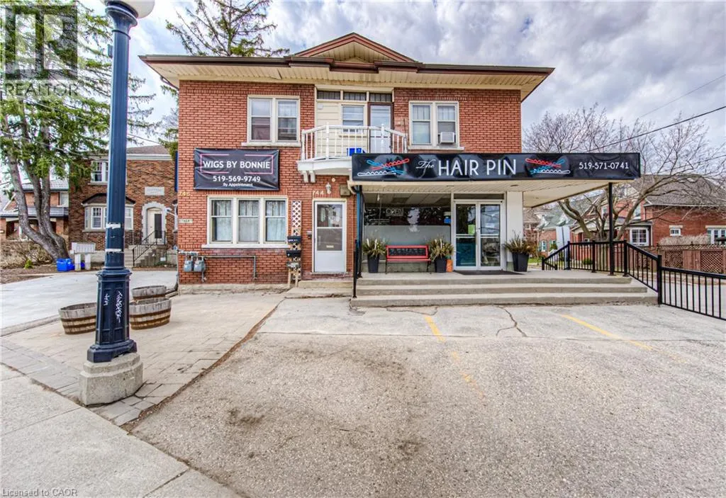 744 Queen Street S, Kitchener, Ontario N2M 1A4