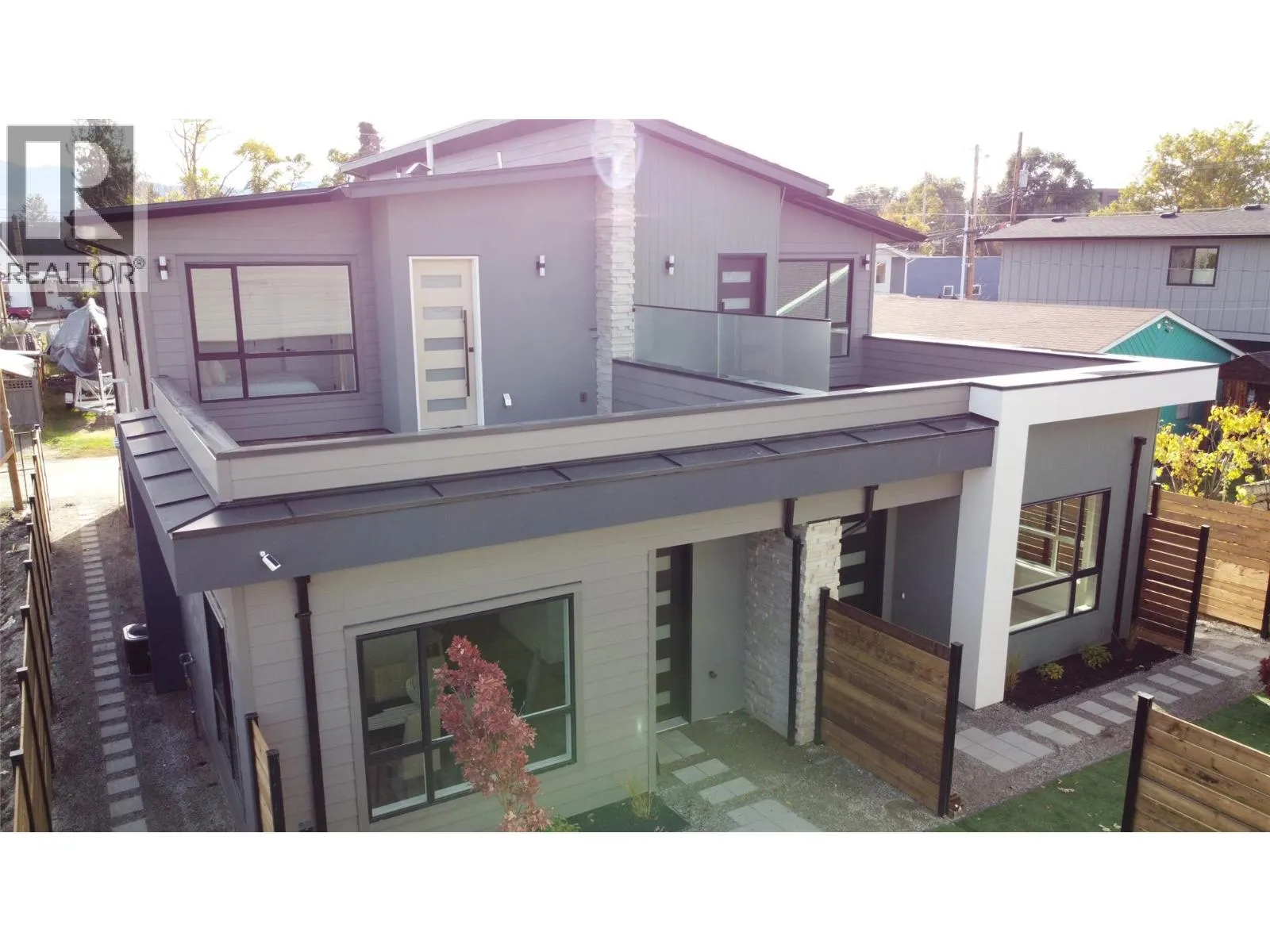 Row / Townhouse for rent: 745 Patterson Avenue Unit# 1, Kelowna, British Columbia V1Y 5C9