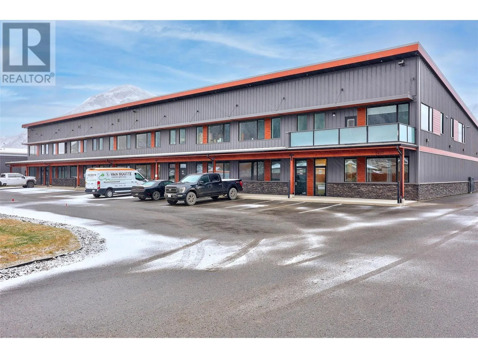 Residential Commercial Mix for rent: 7450 Dallas Drive, Kamloops, British Columbia V2C 6Z1