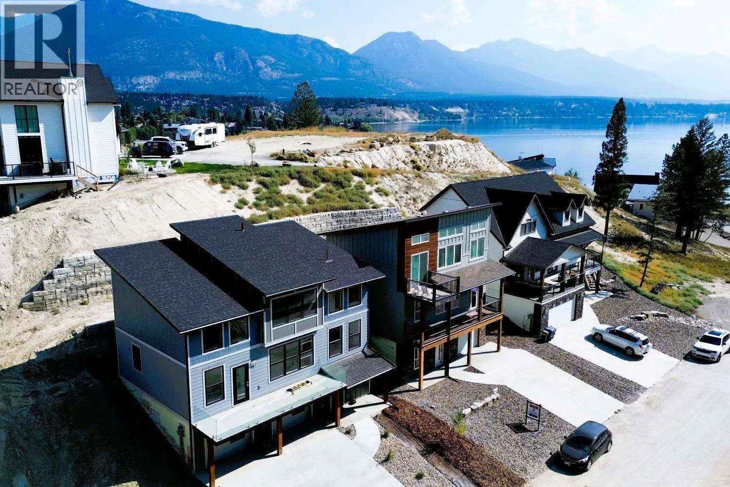 House for rent: 746 Taynton Drive, Invermere, British Columbia V0A 1K4