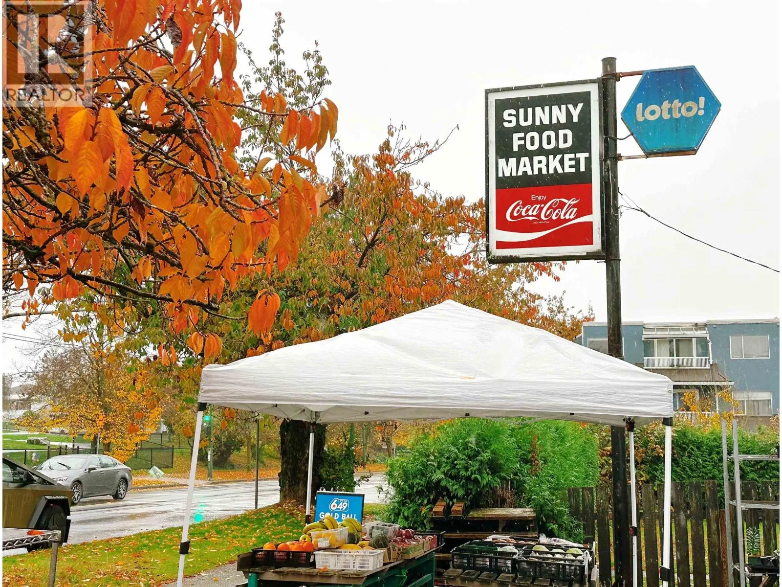 7477 Victoria Street, Vancouver, British Columbia V5P 3Z5