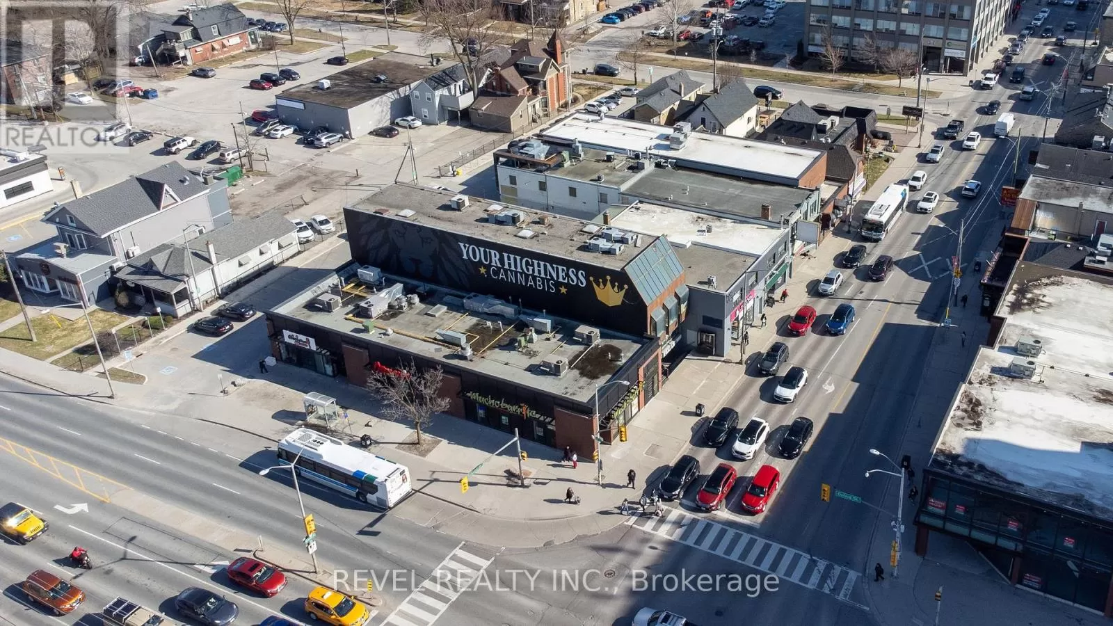 748 Richmond Street, London East, Ontario N6A 3H3