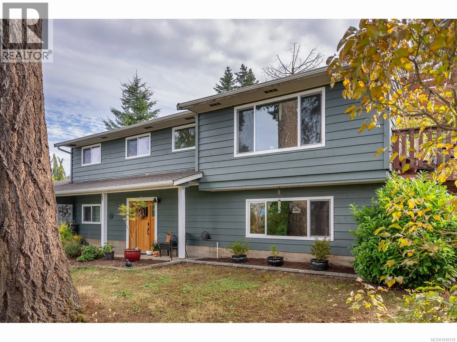 House for rent: 7485 Fernmar Rd, Lantzville, British Columbia V0R 2H0