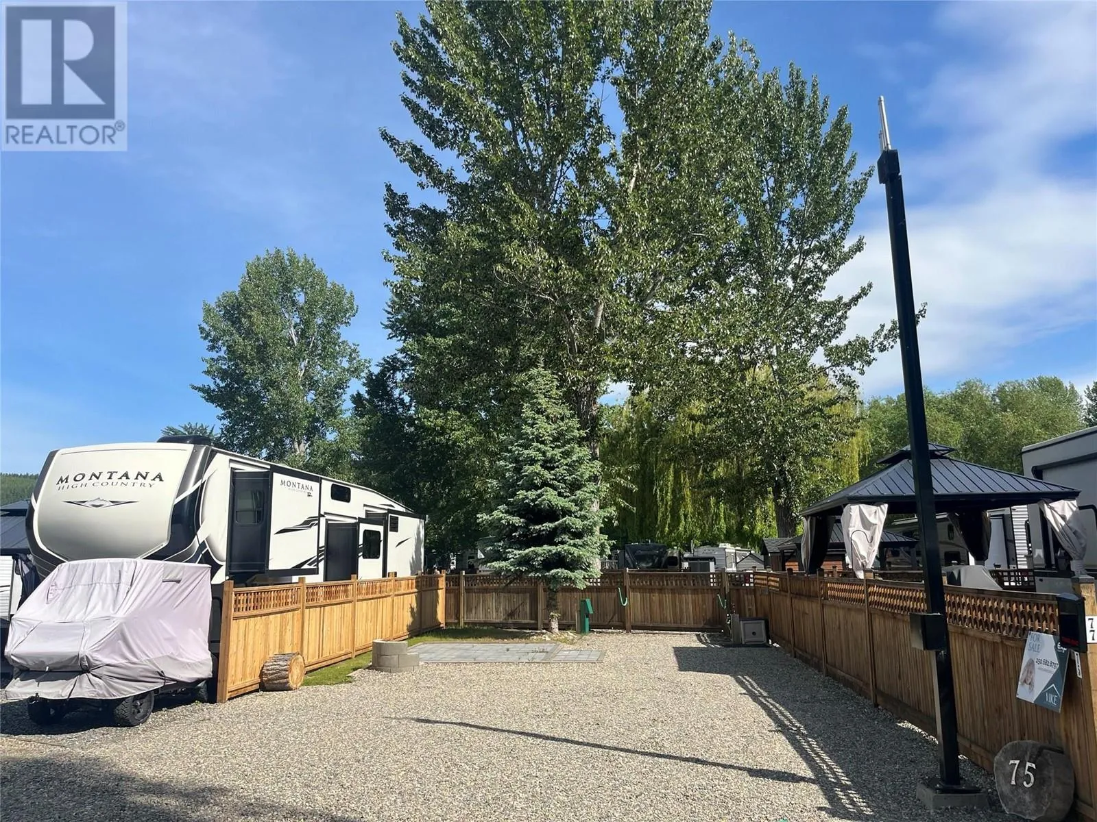 Other for rent: 75 Cottonwood Drive N, Lee Creek, British Columbia V0E 1M4