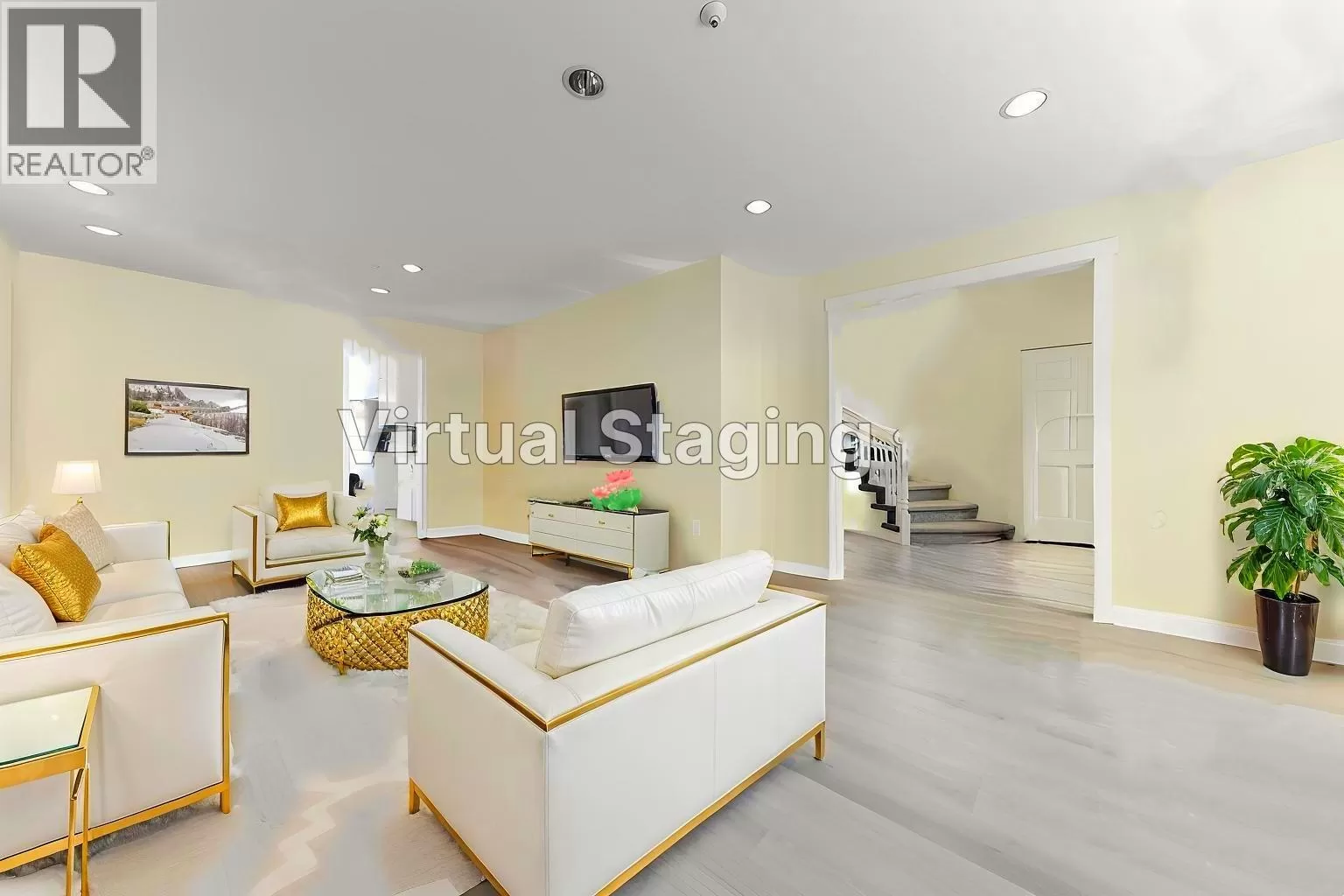 House for rent: 75 E 56th Avenue, Vancouver, British Columbia V5X 1P7