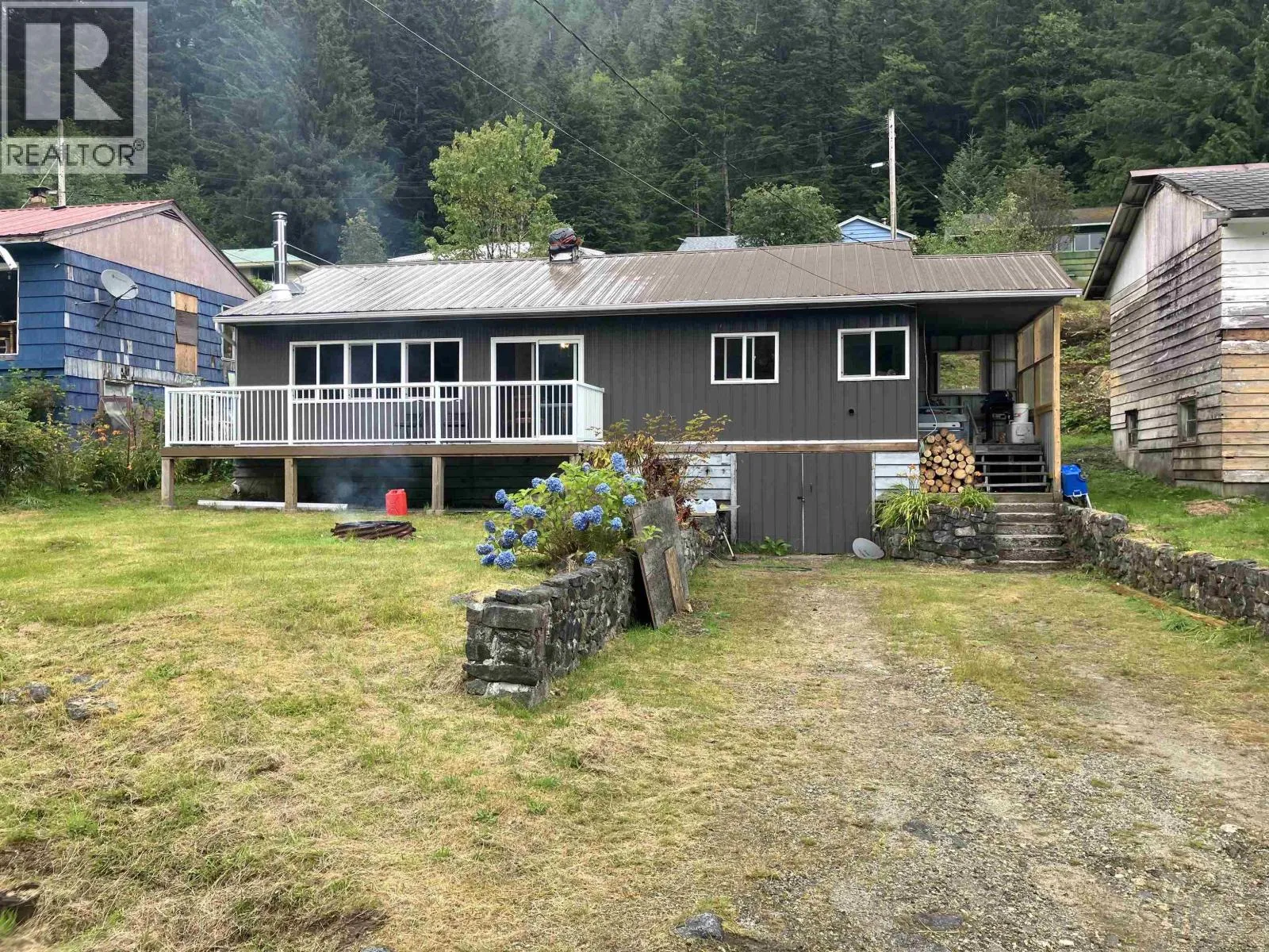 House for rent: 75 Highland Drive, Bella Coola, British Columbia V0T 1P0