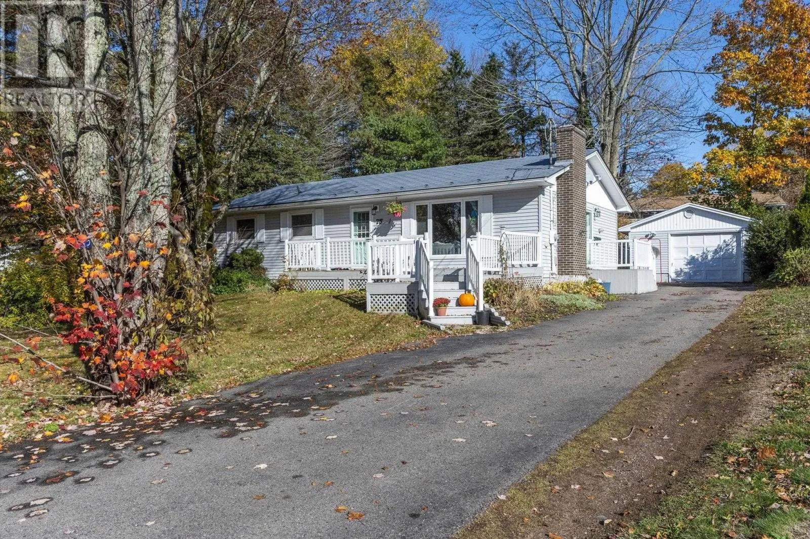 House for rent: 75 Perrier Drive, New Minas, Nova Scotia B4N 4C4