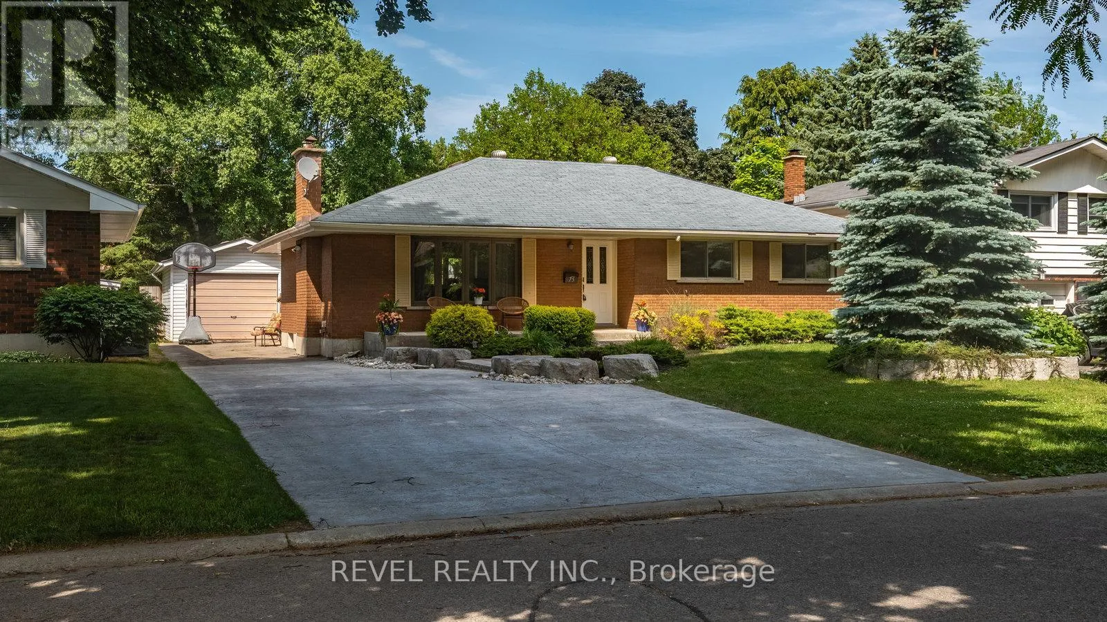 House for rent: 75 Pusey Boulevard, Brantford, Ontario N3R 2S4