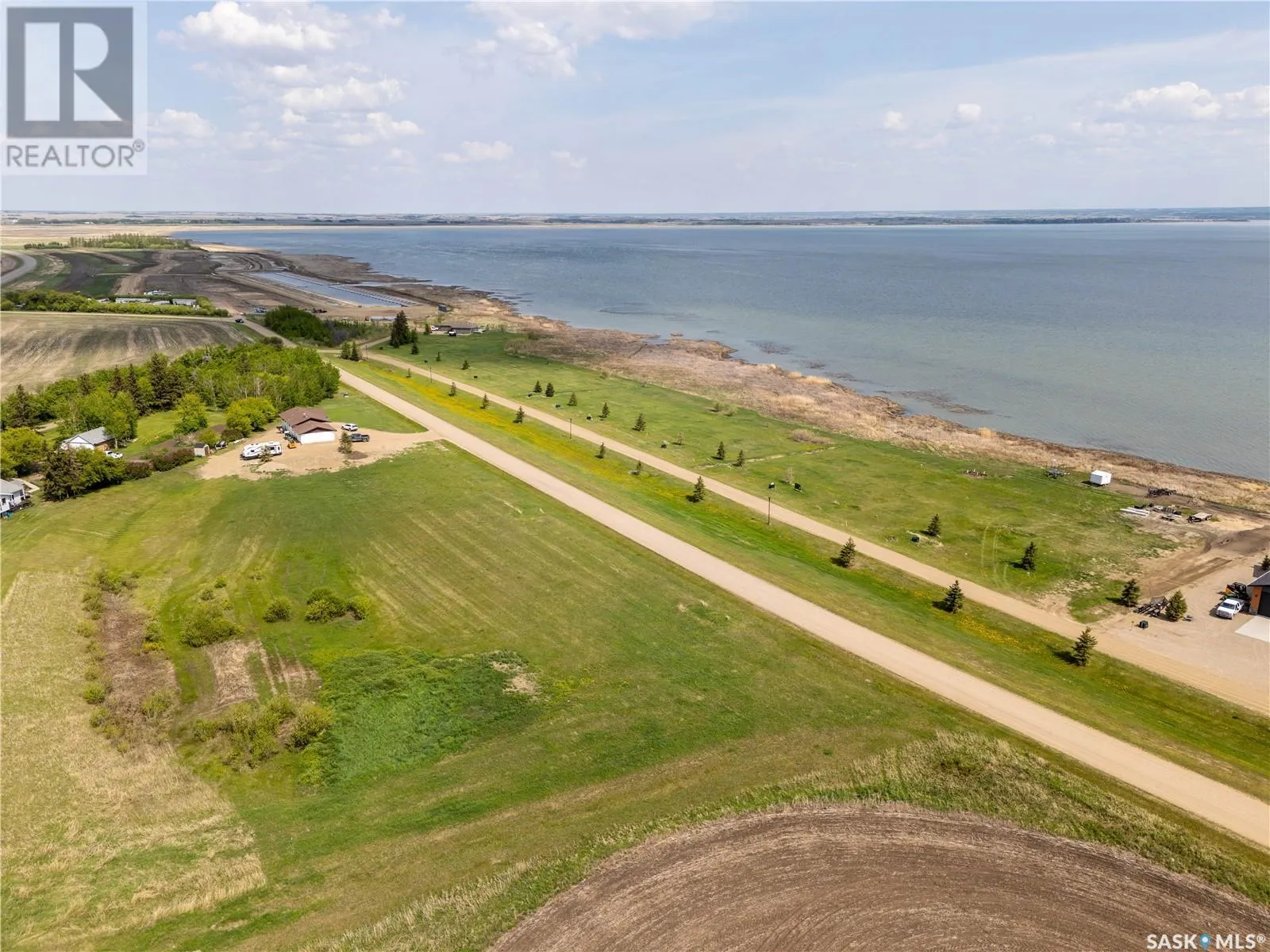 Unknown for rent: 750 Lakeshore Drive, Meota, Saskatchewan S0M 1X0