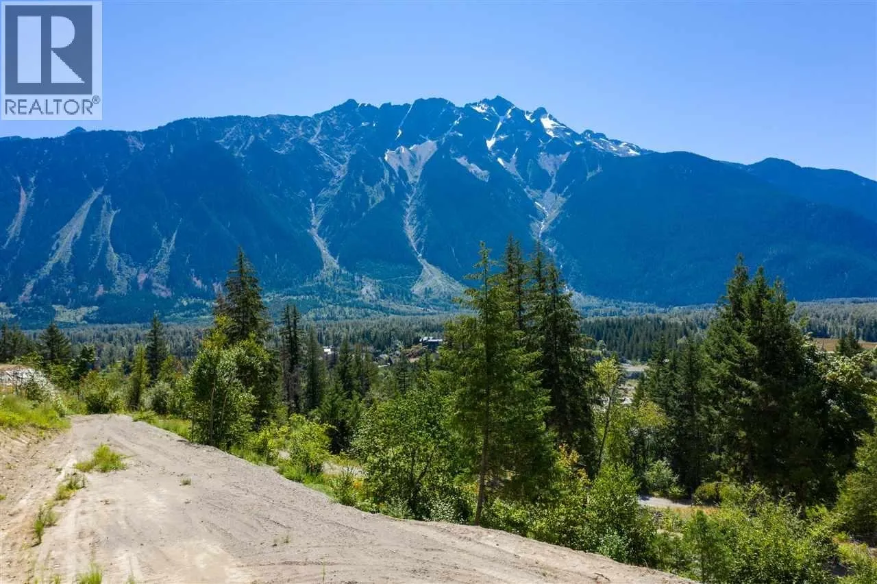 7508 Pebble Creek Drive, Pemberton, British Columbia V0N 1L0