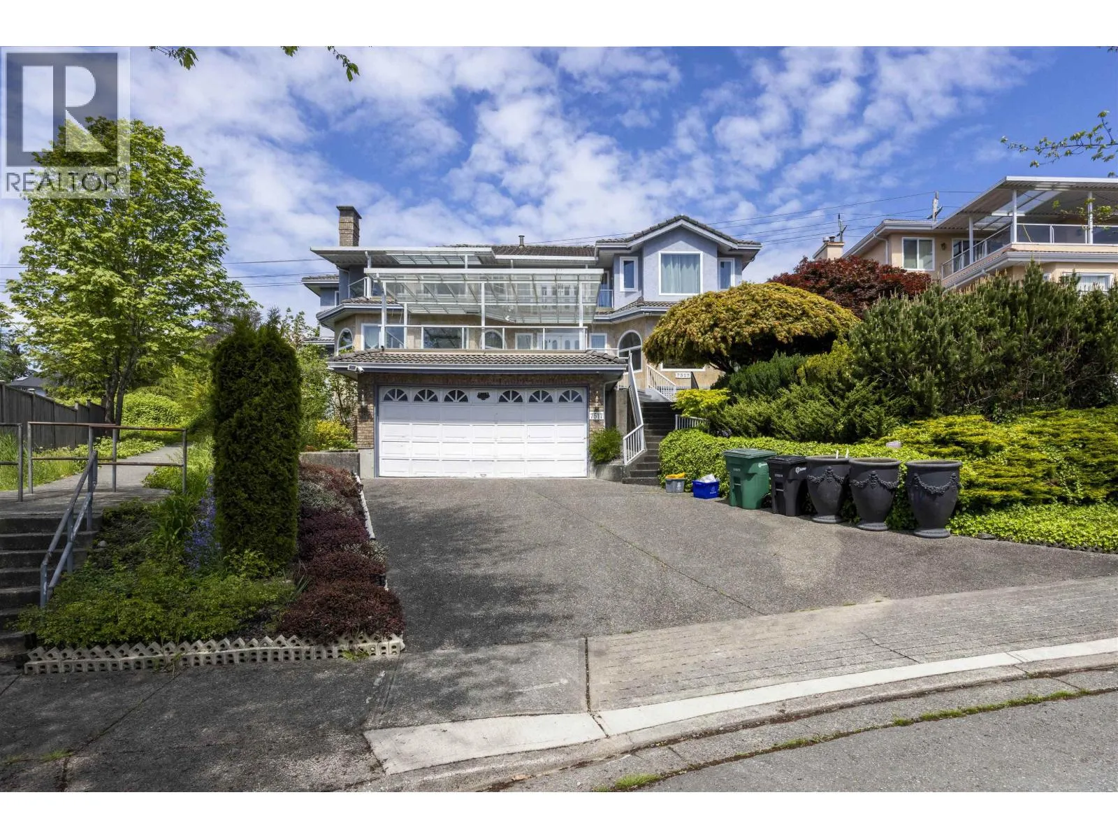 House for rent: 7517 Kilrea Place, Burnaby, British Columbia V5A 4T5