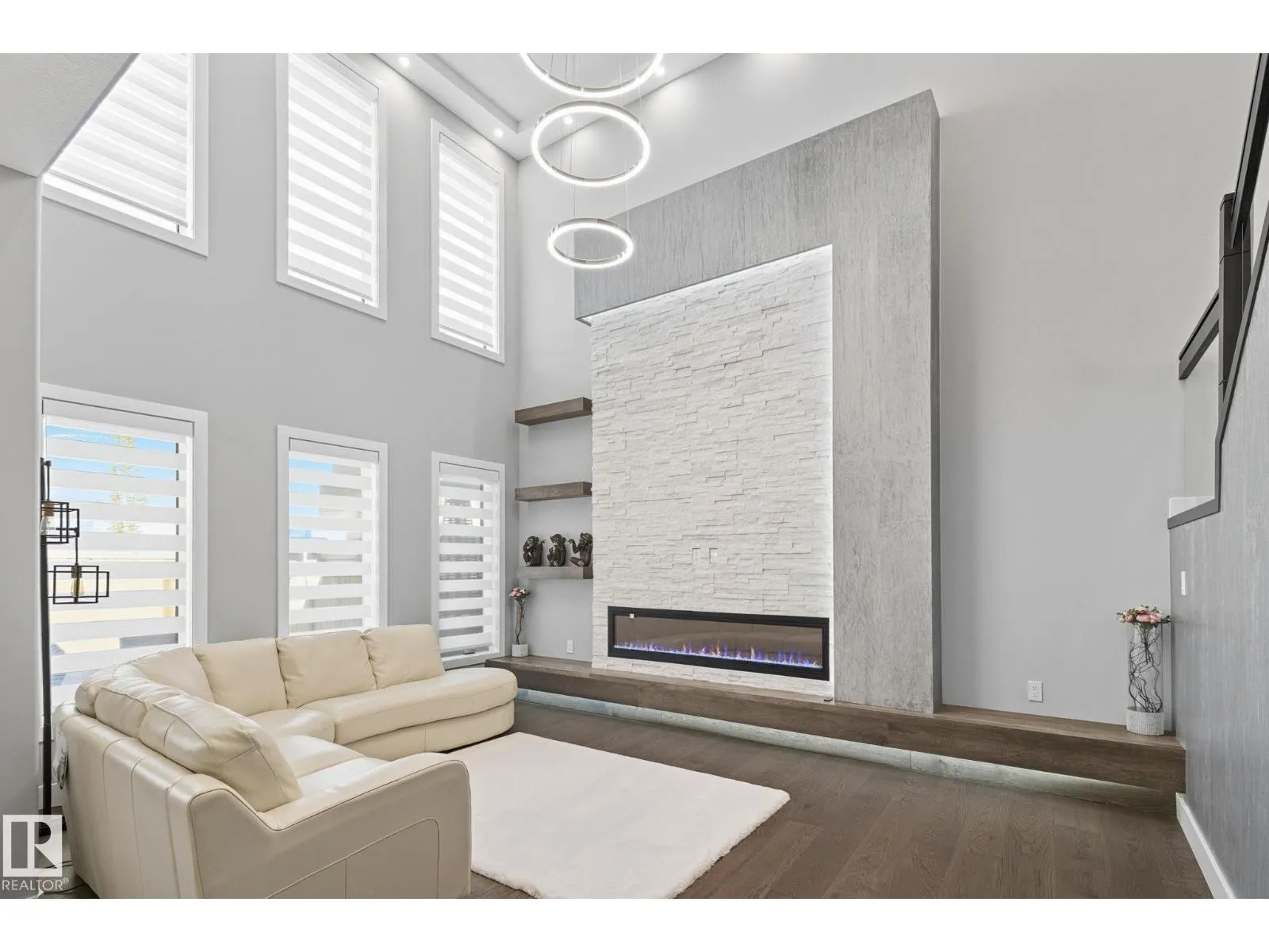 House for rent: 7520 173 Av Nw, Edmonton, Alberta T5Z 0J6