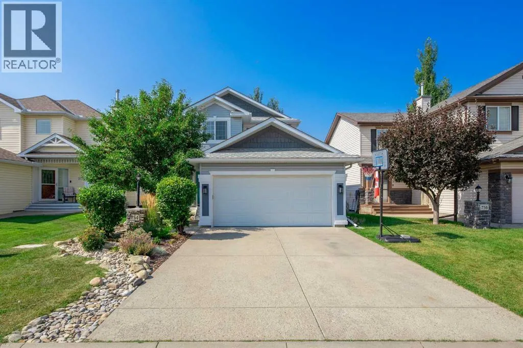 House for rent: 754 Cimarron Close, Okotoks, Alberta T1S 1X4