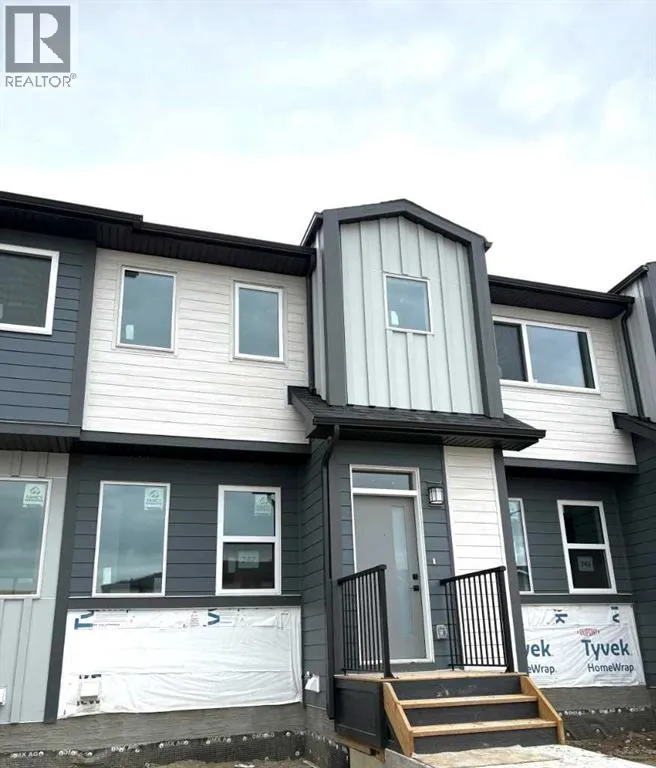 Row / Townhouse for rent: 754 Wolf Willow Boulevard Se, Calgary, Alberta T2X 5R4