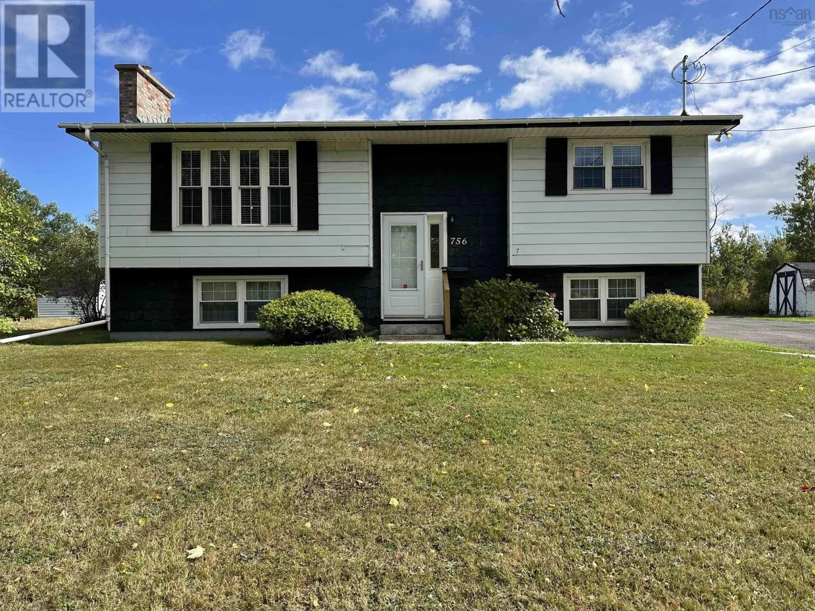 House for rent: 756 Forsythe Street, New Waterford, Nova Scotia B1H 2Y5