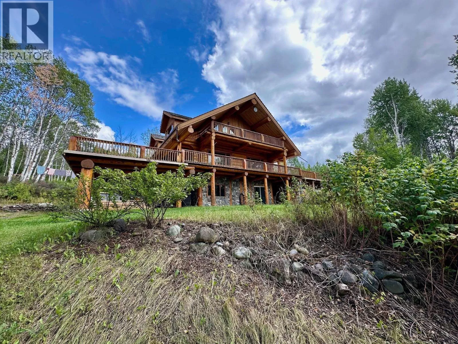 House for rent: 7584 Fir Road, Telkwa, British Columbia V0J 2X0