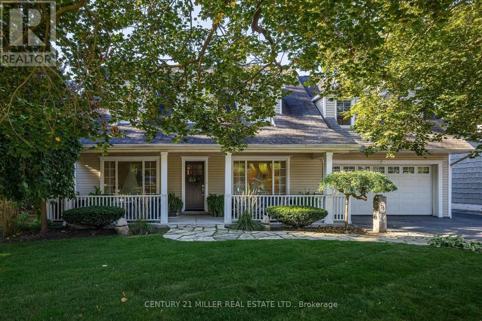 House for rent: 76 Brock Street, Oakville, Ontario L6K 2Z1