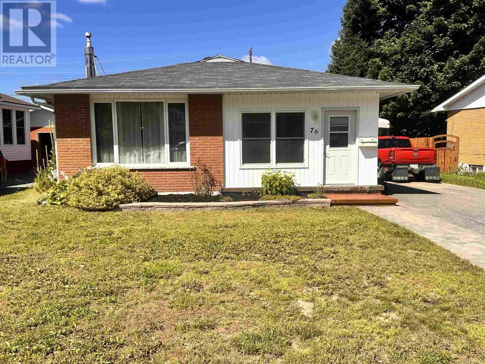 76 Mississauga Ave, Elliot Lake, Ontario P5A 2K5