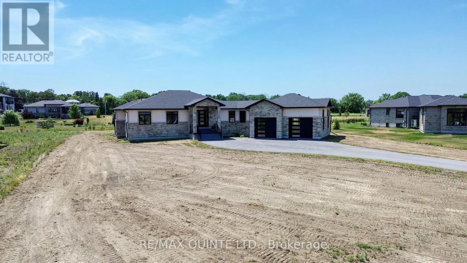 House for rent: 76 Navigation Drive, Prince Edward County, Ontario K8N 0G1