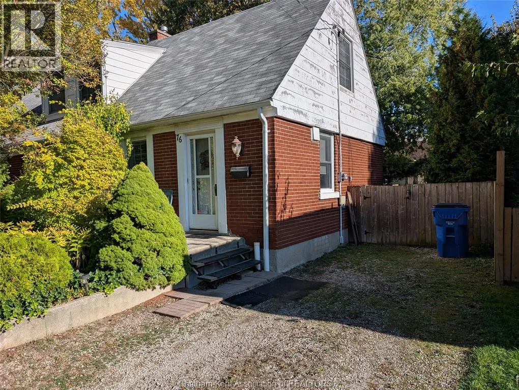 House for rent: 76 Sunnyside Avenue, Chatham, Ontario N7M 1Z7