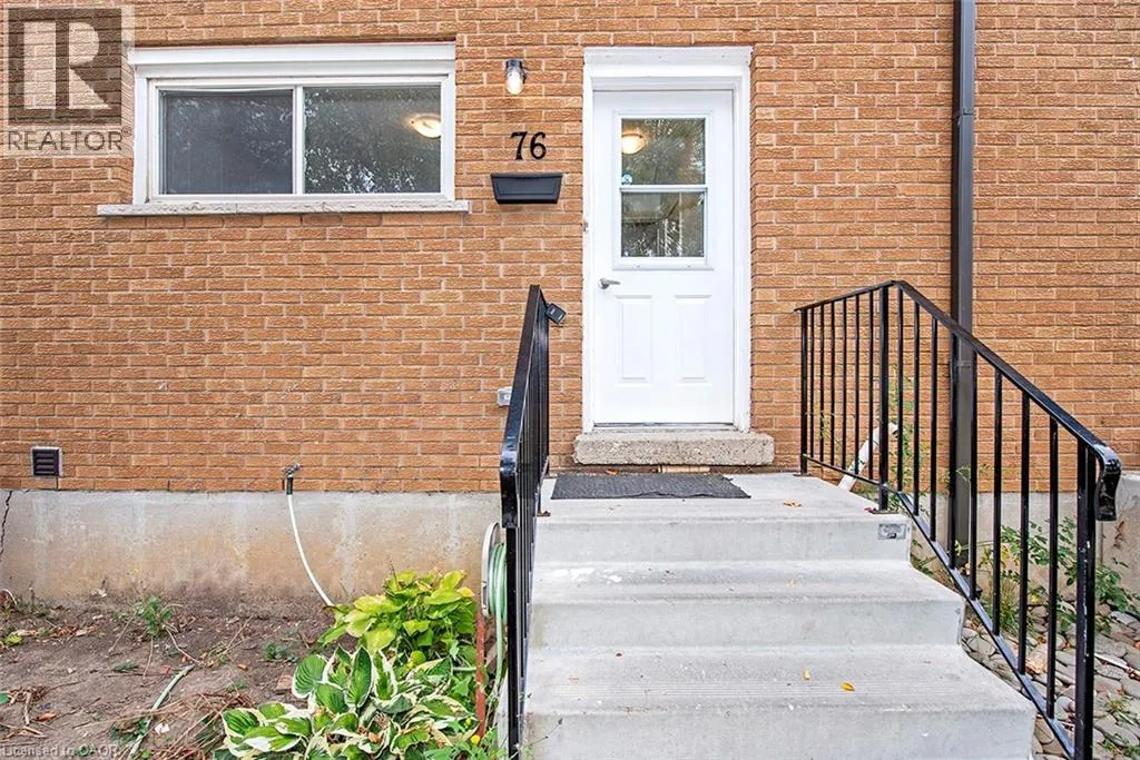 Row / Townhouse for rent: 76 Woodman Drive N, Hamilton, Ontario L8H 2M5