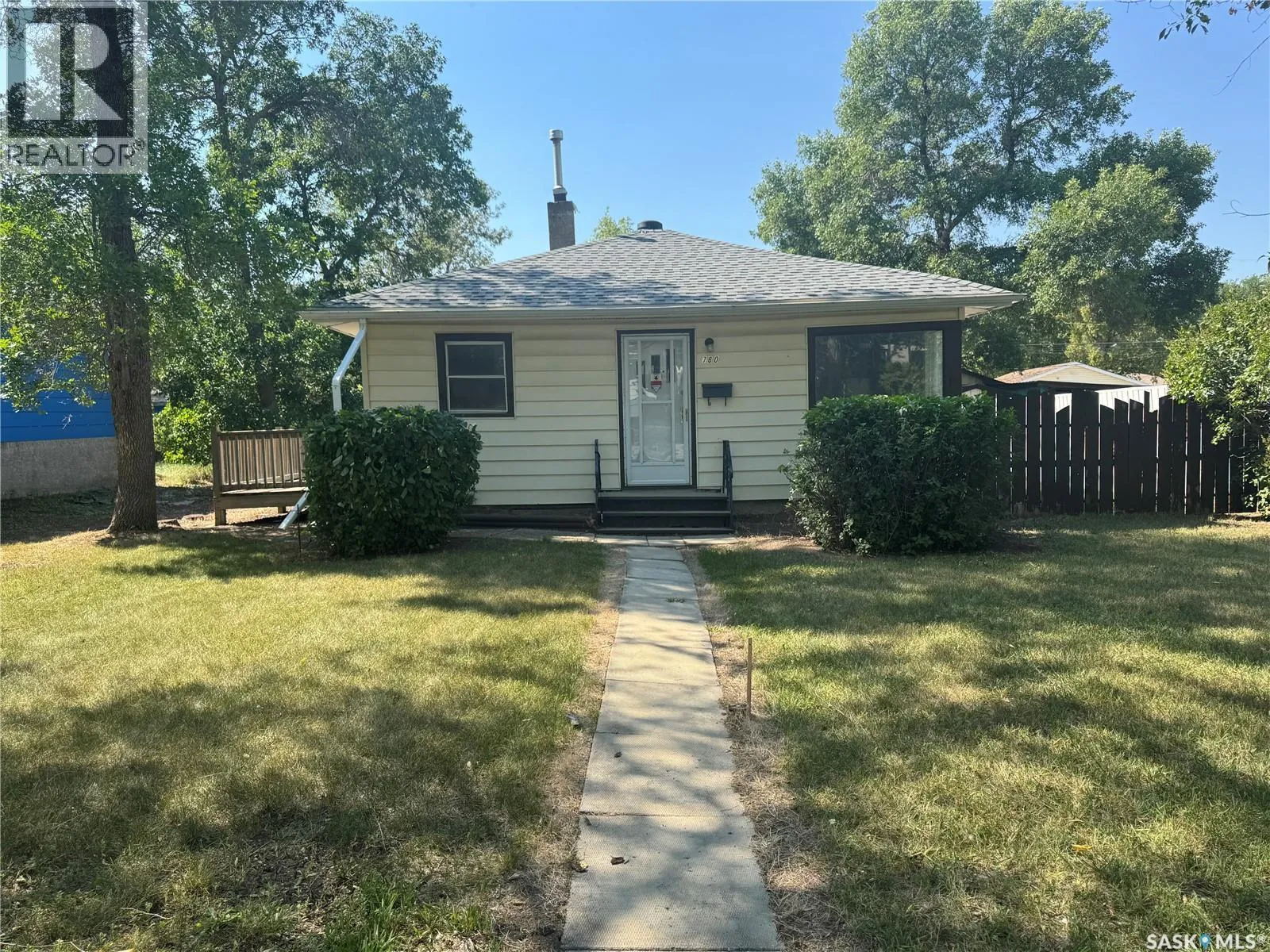 House for rent: 760 Argyle Street, Regina, Saskatchewan S4T 3P6