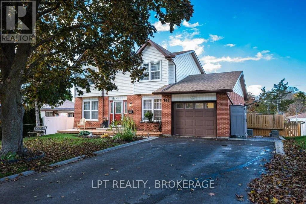 House for rent: 761 Hillside Drive, Kingston, Ontario K7M 5Y9