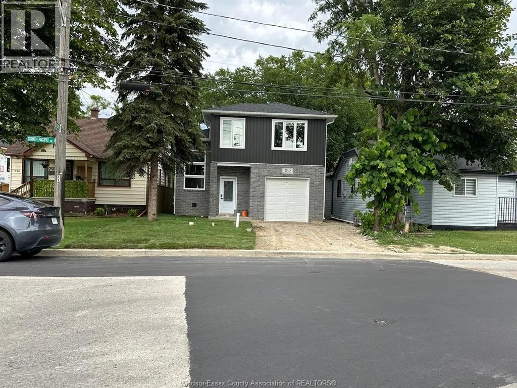 House for rent: 762 South Pacific Av Unit# 3, Windsor, Ontario N8X 2X2