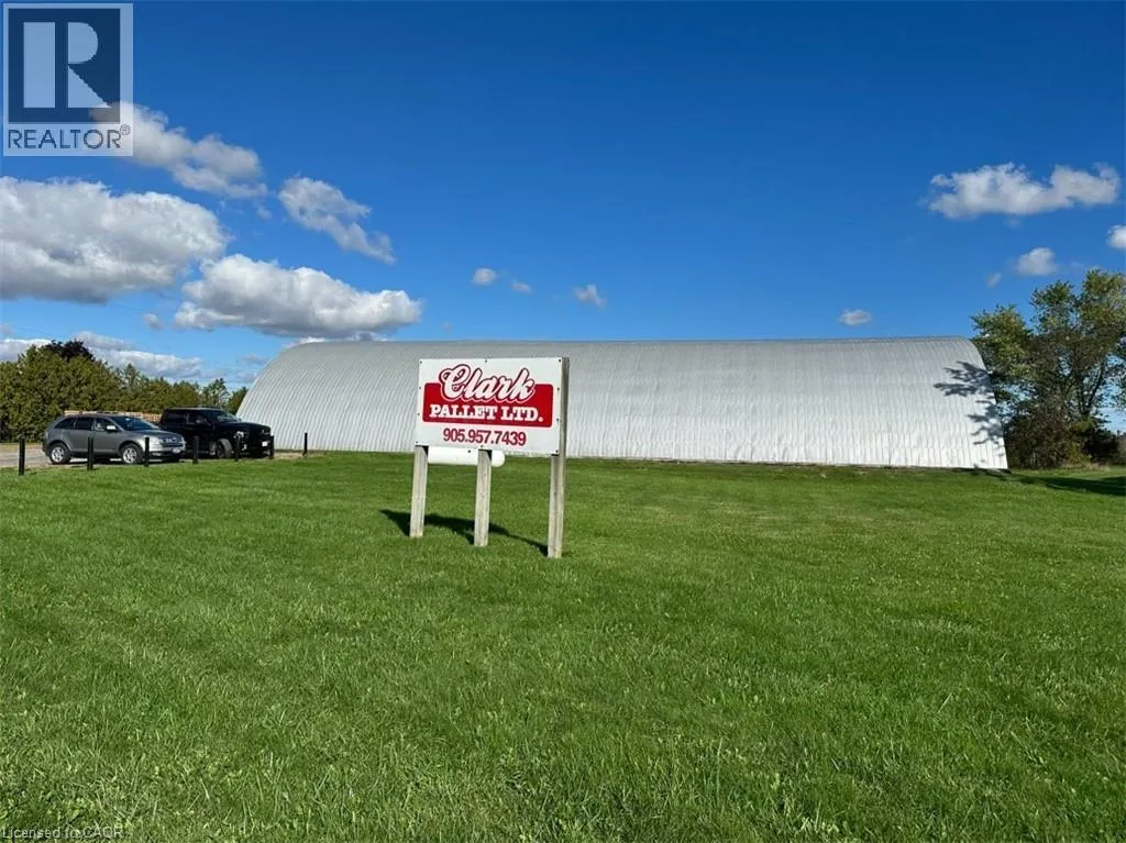 7631 Twenty Road W, Smithville, Ontario L0R 2A0