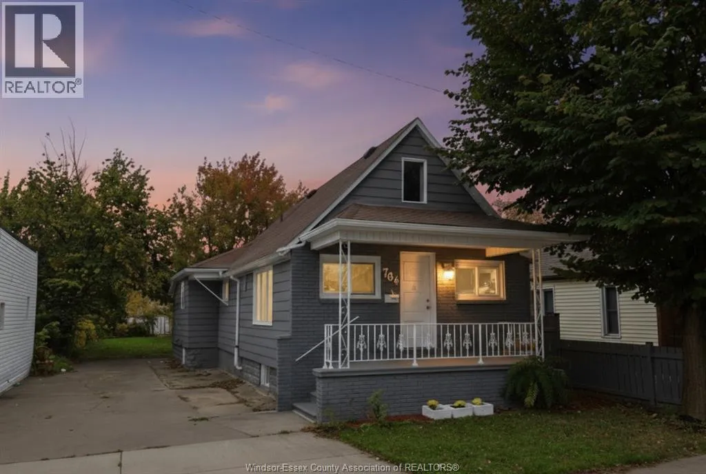 House for rent: 764 Parent Avenue, Windsor, Ontario N9A 2C7