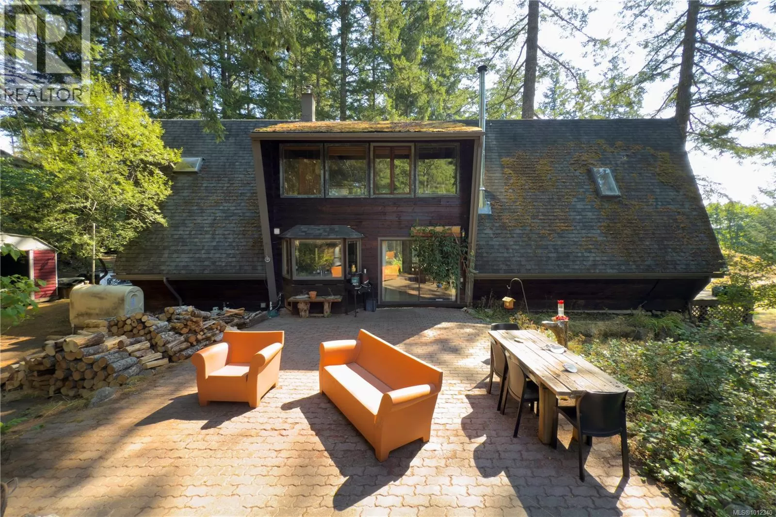 House for rent: 766 B Gowlland Harbour Rd, Quadra Island, British Columbia V0P 1N0