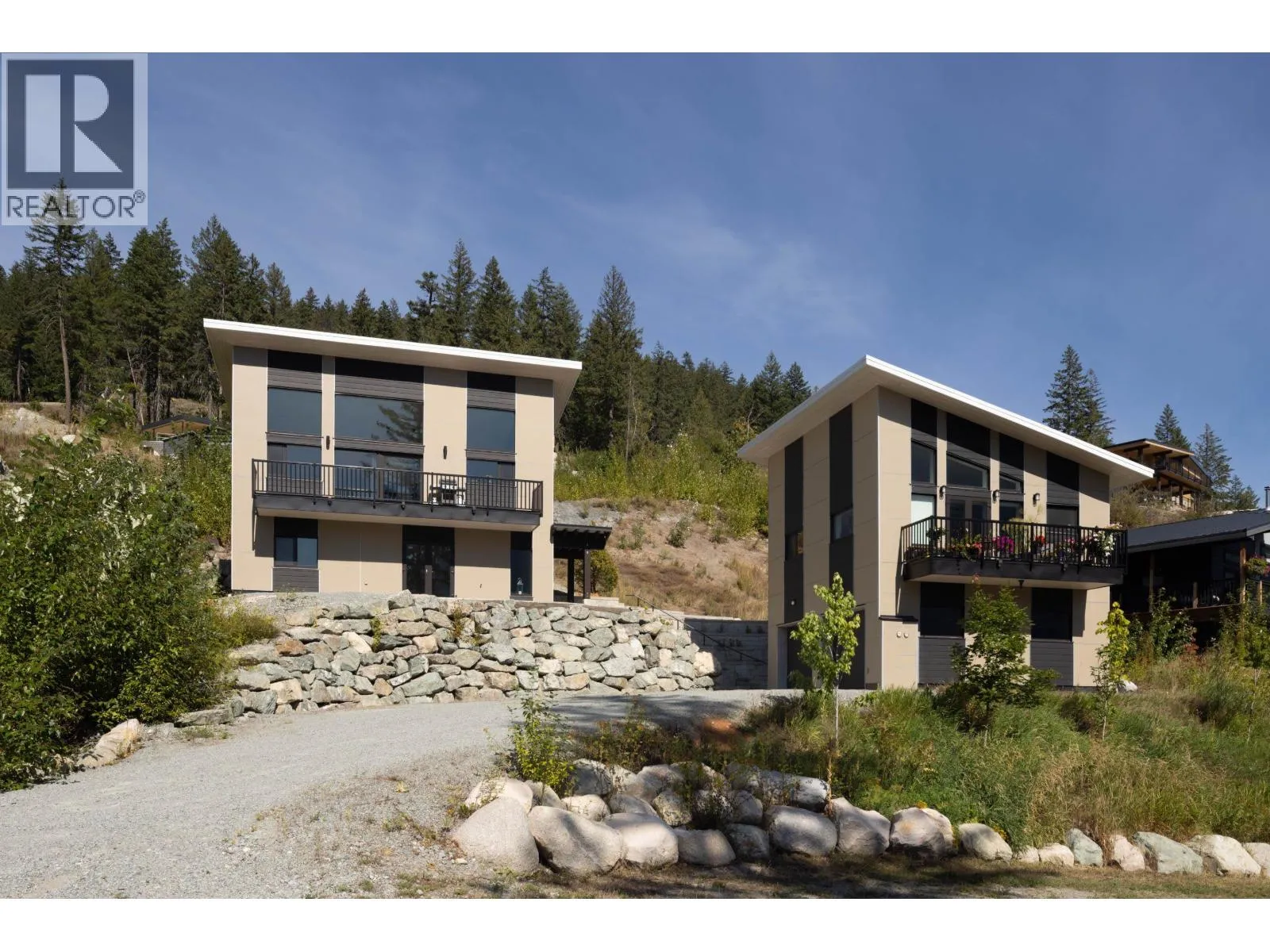 House for rent: 7666 Cerulean Drive, Pemberton, British Columbia V0N 2L3