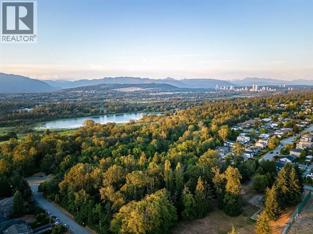 House for rent: 7668 Wheater Court, Burnaby, British Columbia V5E 4P3