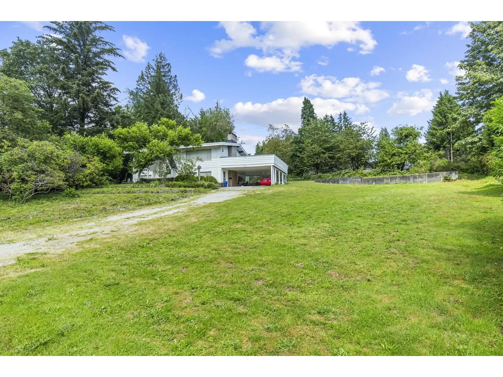 House for rent: 7680 Strachan Street, Mission, British Columbia V2V 3L3