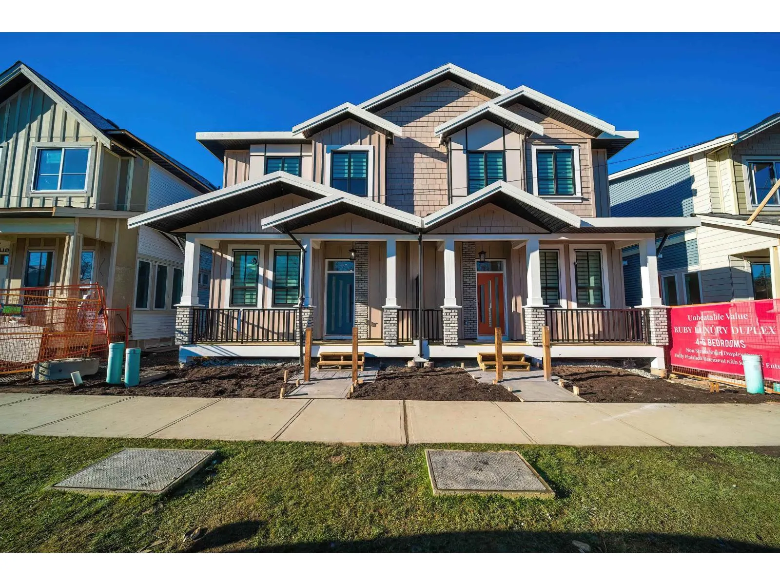 Duplex for rent: 7683 197 Street, Langley, British Columbia V2Y 3T4